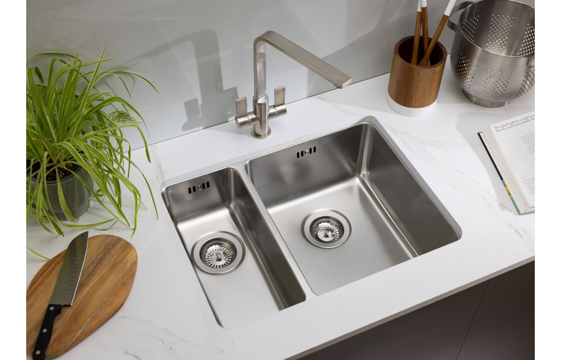 Abode Matrix R25 1.5B RHMB Inset/Undermount Sink - Stainless Steel