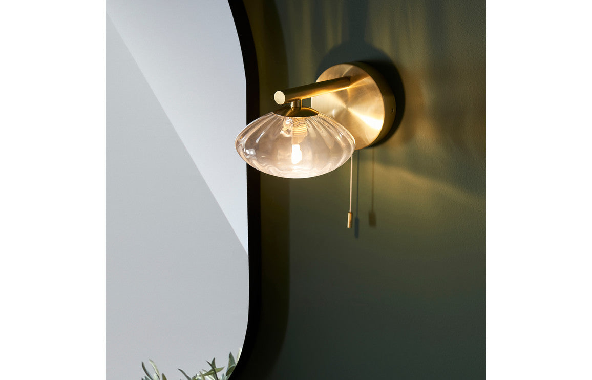 Alcea Wall Light - Brushed Brass