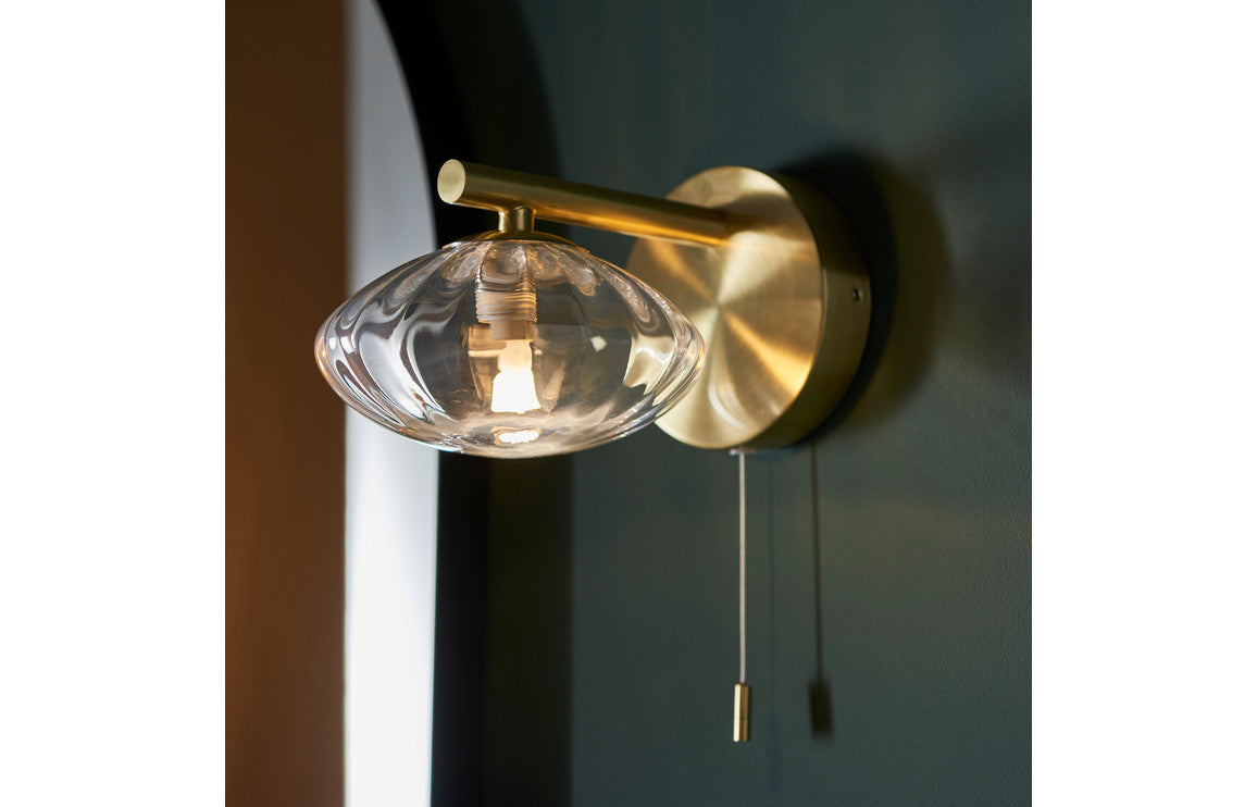 Alcea Wall Light - Brushed Brass