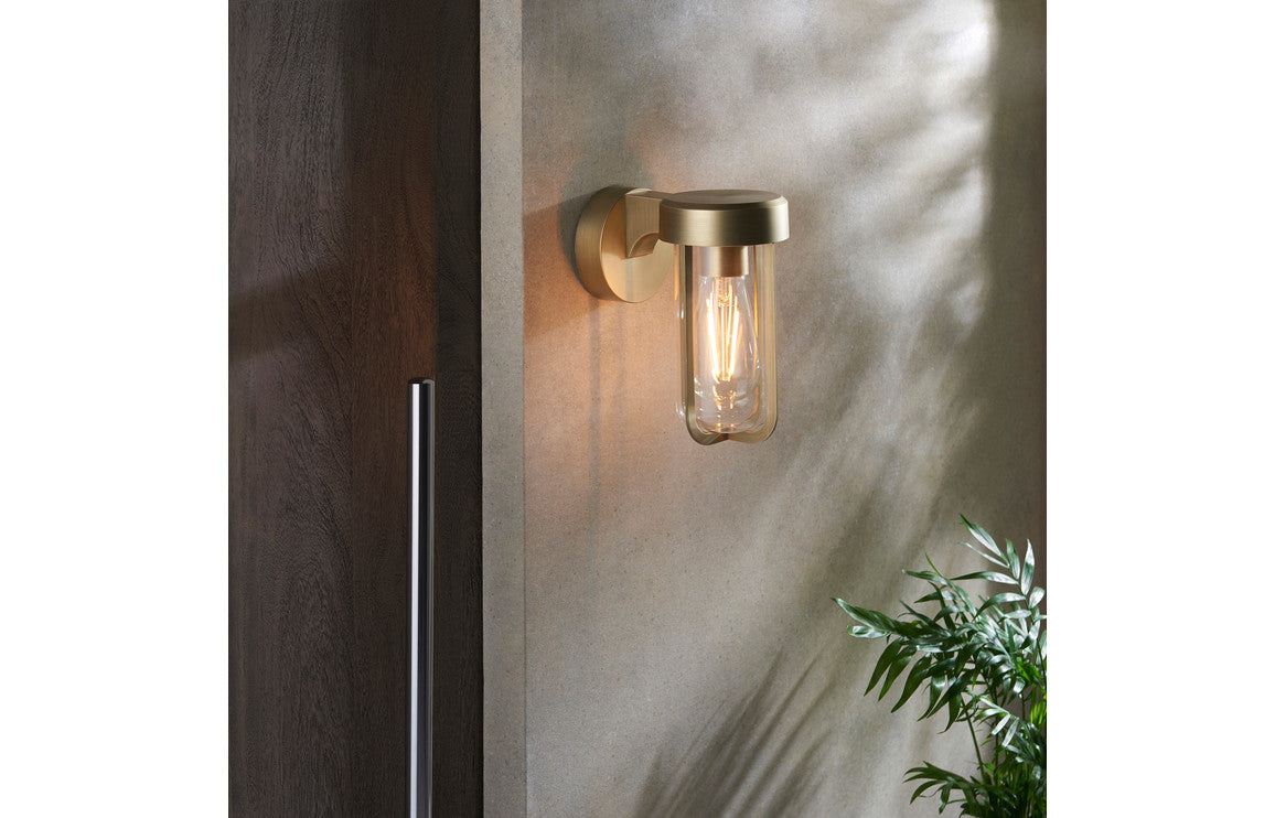 Hosta Wall Light - Brushed Brass