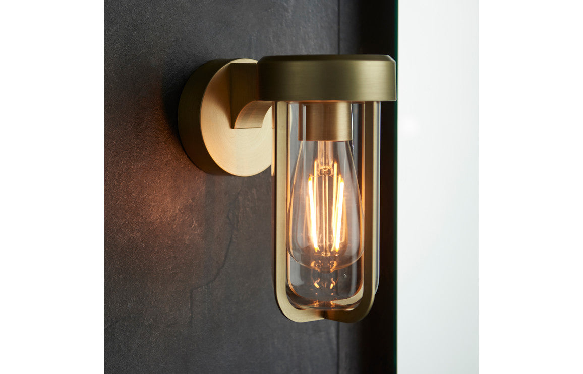 Hosta Wall Light - Brushed Brass