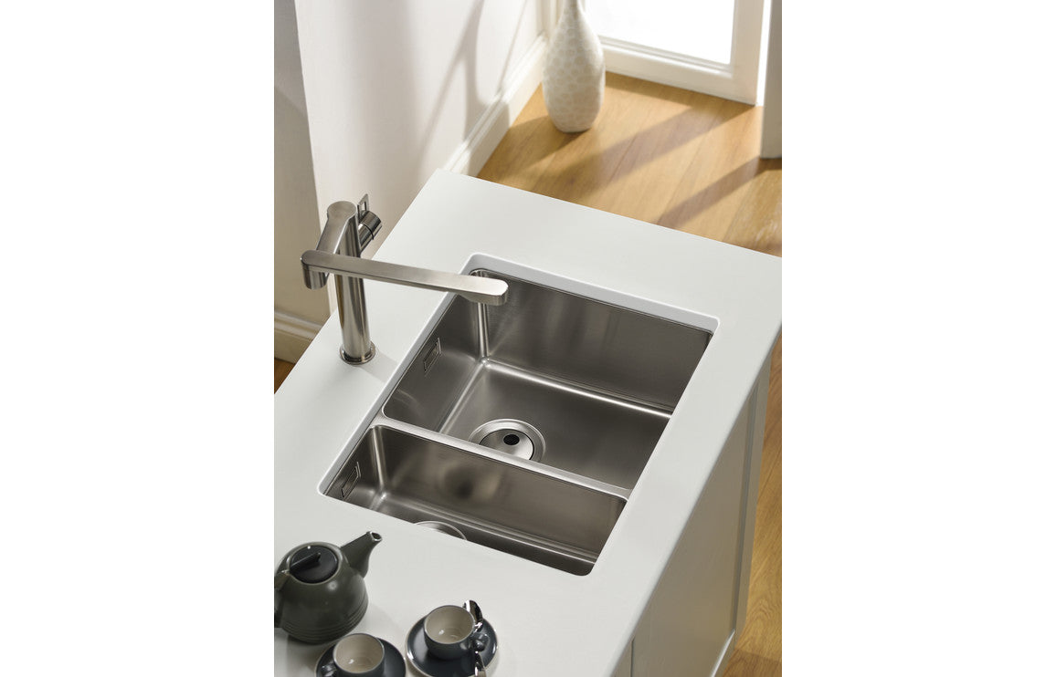 Abode Matrix R15 1.5B RHMB Undermount/Inset Sink - Stainless Steel