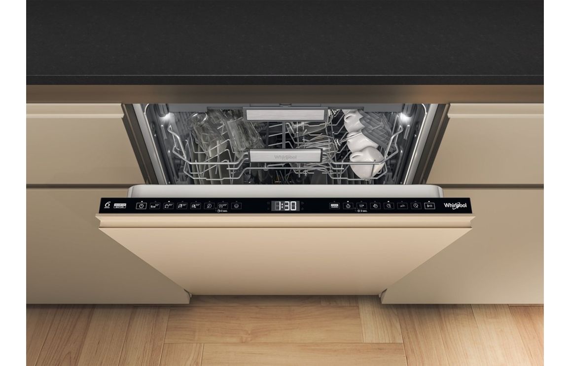 Whirlpool W7I HF60 TUS UK F/I 15 Place Dishwasher